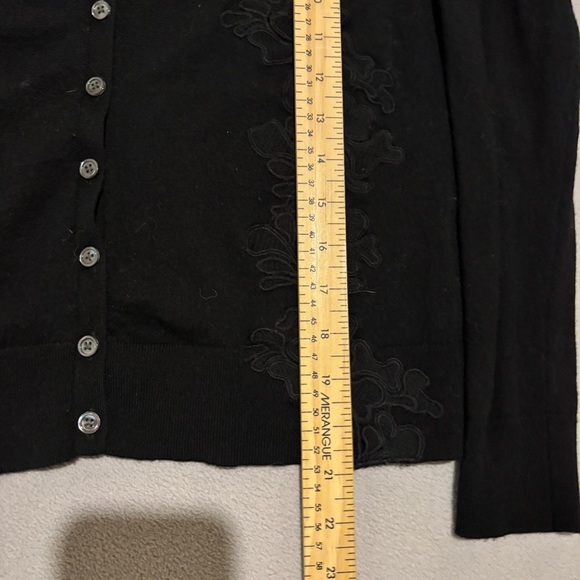 Banana Republic Cardigan Womens Medium Black Merino Wool Floral Grandma Academia - Picture 3 of 6